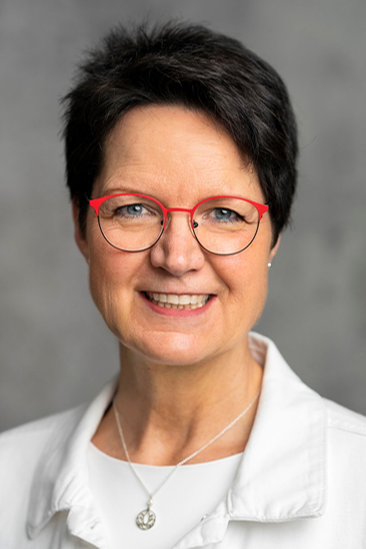 Kerstin Schmitz-Wolf Heilpraktikerin, Gesundheitspädagogin, Kneipp-Gesundheitstrainerin und IHK-Coach.